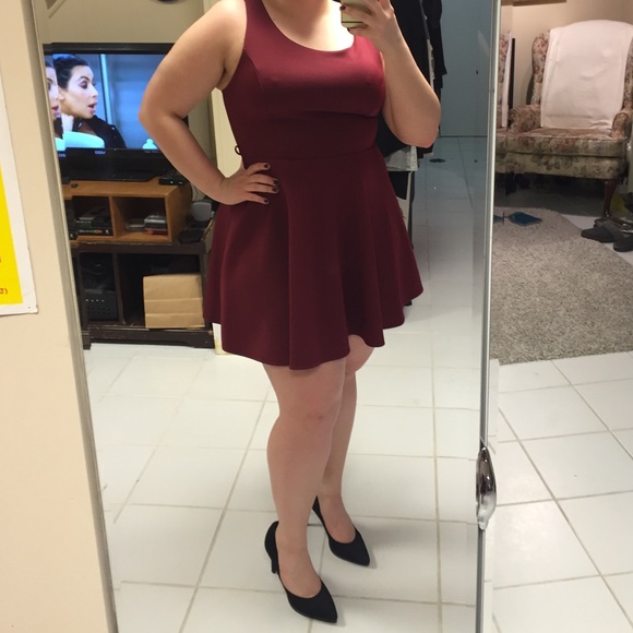Deep red dress 💃💃💃