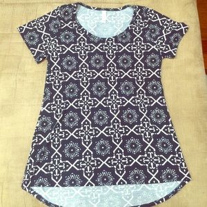 LulaRoe Classic Tee, Size Small