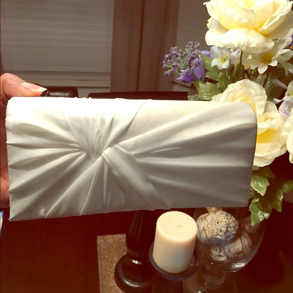 Charming Charlie White clutch
