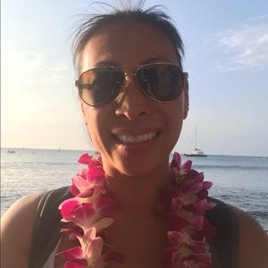 Meet your Posher, Isabel