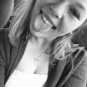 Meet your Posher, Kiara