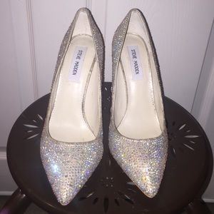 *24HR SALE* Beautiful Steve Madden Lenona Heels