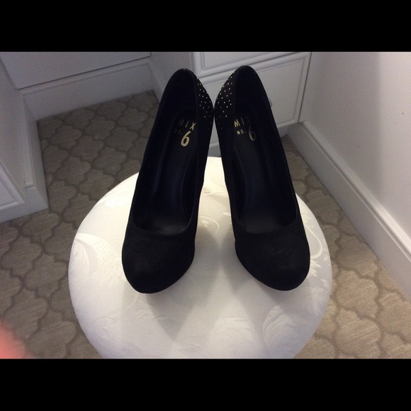 Platform pumps - Picture 2 of 3
