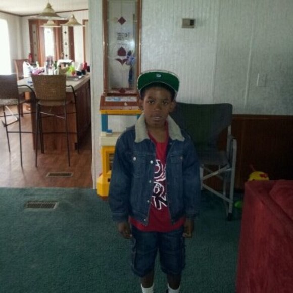 Meet your Posher, Rontae - Picture 1 of 1