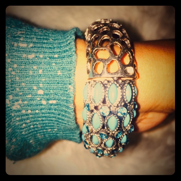 Assorted BANGLES - Picture 2 of 5