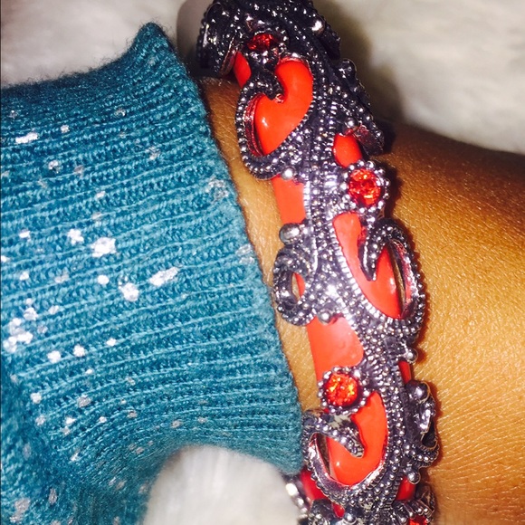 Assorted BANGLES - Picture 3 of 5