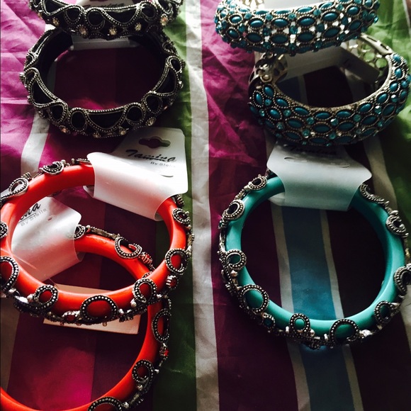 Assorted BANGLES - Picture 5 of 5