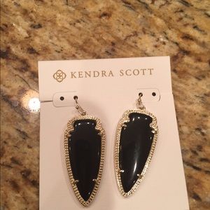 NWT Kendra Scott sky earrings