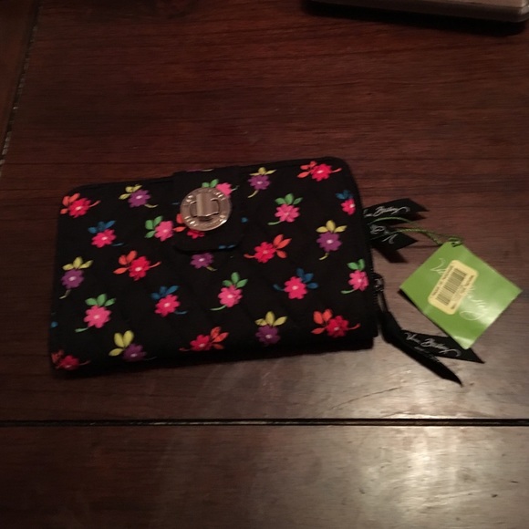 Vera Bradley Handbags - NWT! Turnlock Wallet and zip ID bundle!