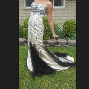 Prom dress