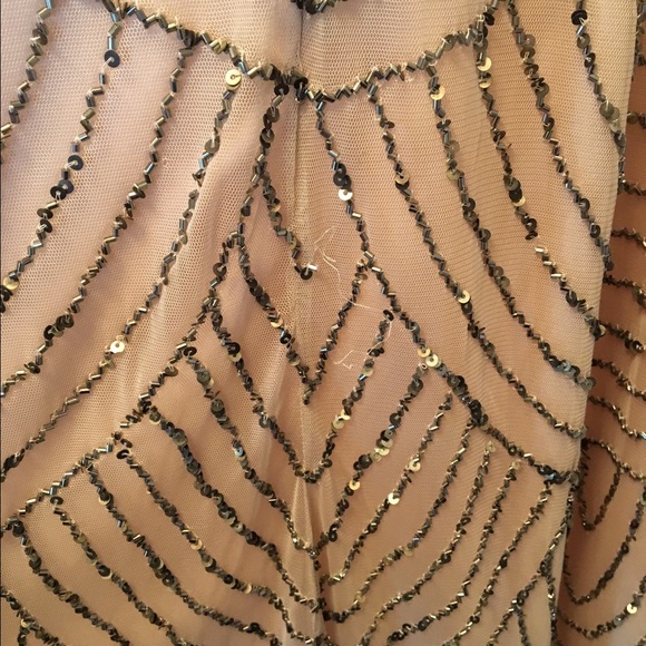 Blush formal dress with sequin detail - Picture 3 of 4