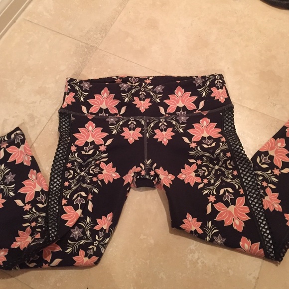 O'neill workout leggings