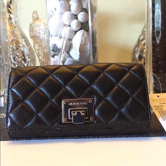 Michael Kors Handbags - SALE!! Michael kors astrid wallet