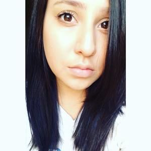 Meet your Posher, Briana