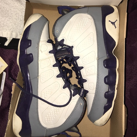 Jordan 9 - Picture 2 of 2