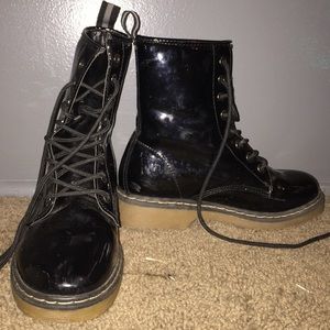 Black boots