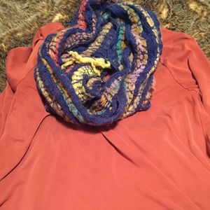 Multicolor knit scarf
