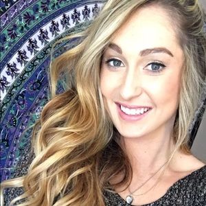 Meet your Posher, Kaitlyn