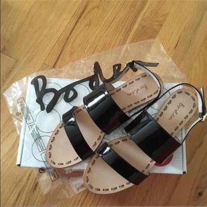 Must go! New Black Boden Sandals