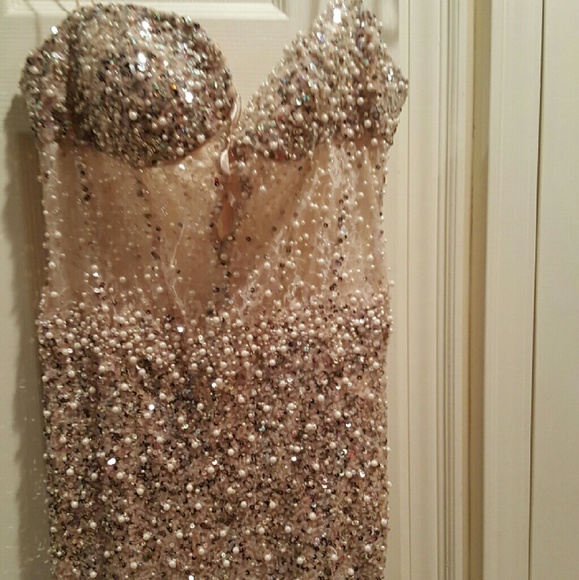Reception Dress - Picture 2 of 4
