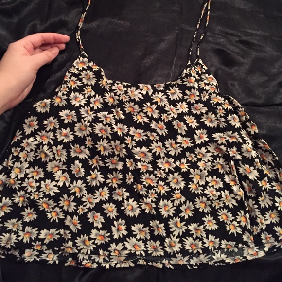 Black brandy Melville daisy top