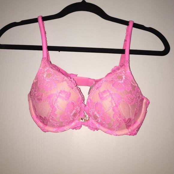 Bright pink VS push up (34C)