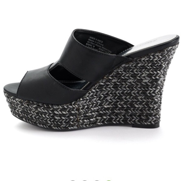 Jennifer Lopez Wedge Shoe