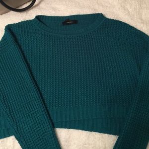 Cropped top sweater