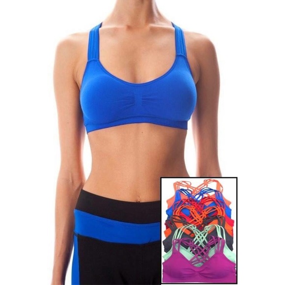 Sale! Criss cross Workout bra with removable cups - Picture 3 of 3