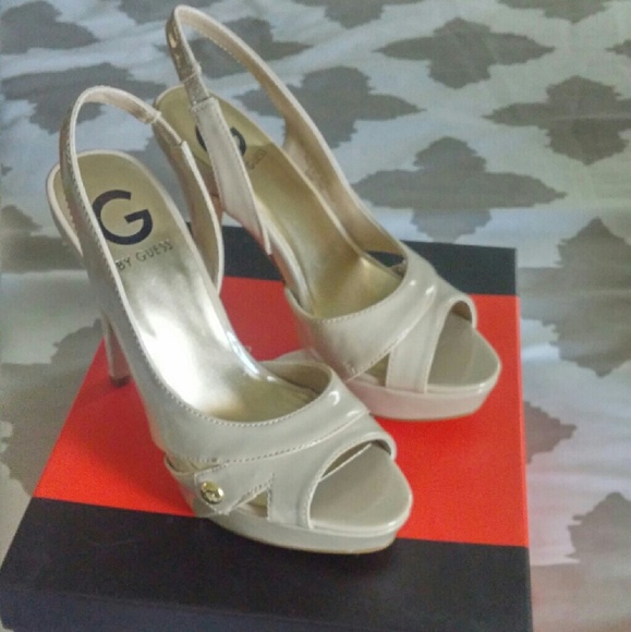 G by Guess pumps size 5.5
