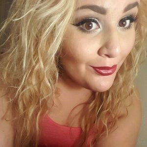 Meet your Posher, Elida