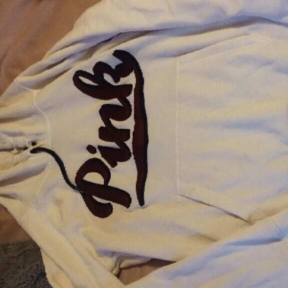 Vs pink pull over hoodie