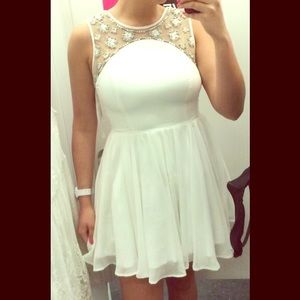 The perfect white dress!