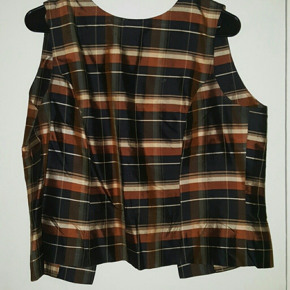 Plaid Print Jacket With Matching Button Back Shell - image 2