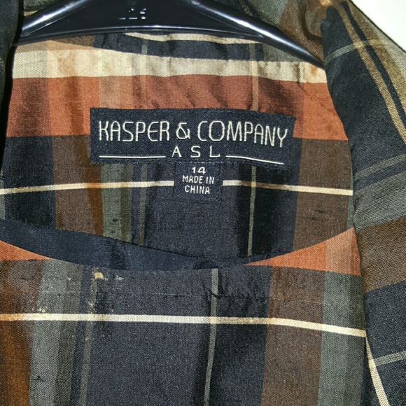 Plaid Print Jacket With Matching Button Back Shell - image 4