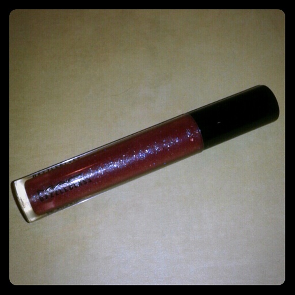 MAC "Date Night" Dazzleglass!