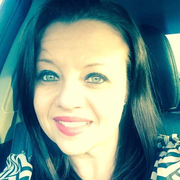 Meet your Posher, Stecy