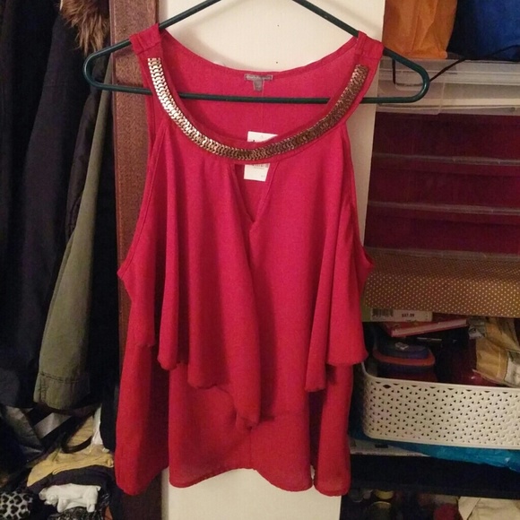Red sleeveless top