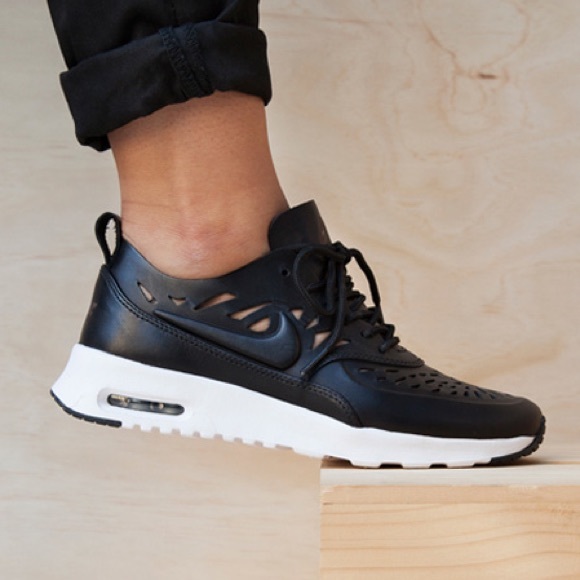Nike | Air Max Thea Joli