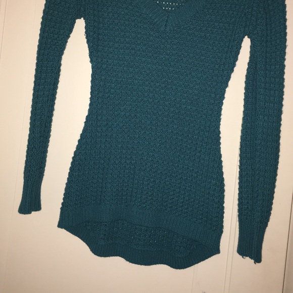 Turquoise sweater - Picture 3 of 4