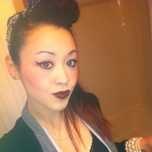 Meet your Posher, Samantha