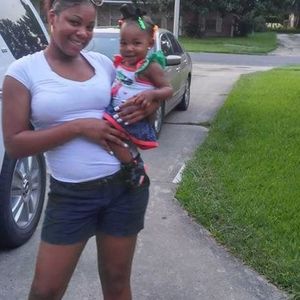 Meet your Posher, Rolanda