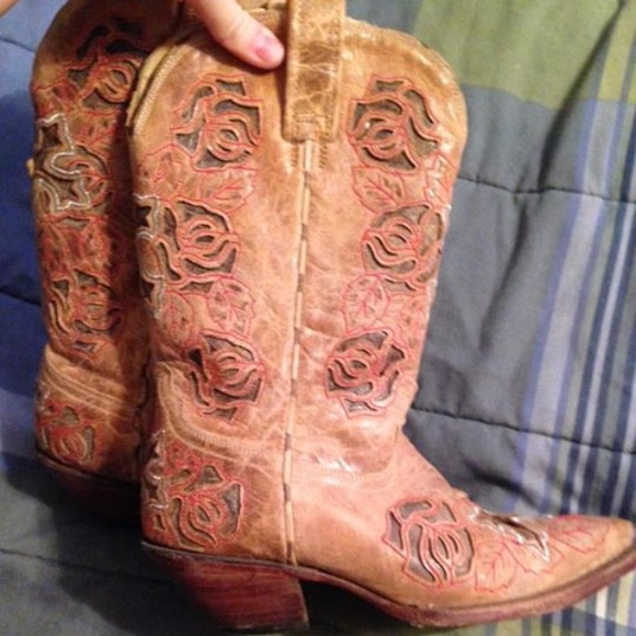 Coral cowboy boots