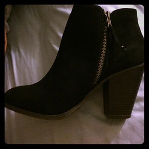 Ankle boots