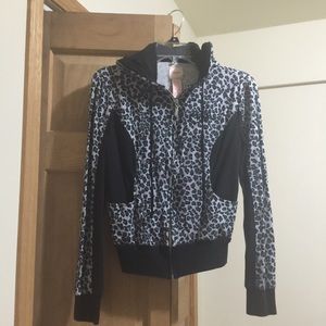 Two piece sweat shirt