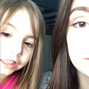 Meet your Posher, Leanna