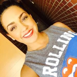 Meet your Posher, Jasmine