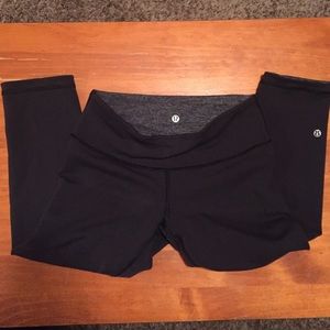 Lululemon crops