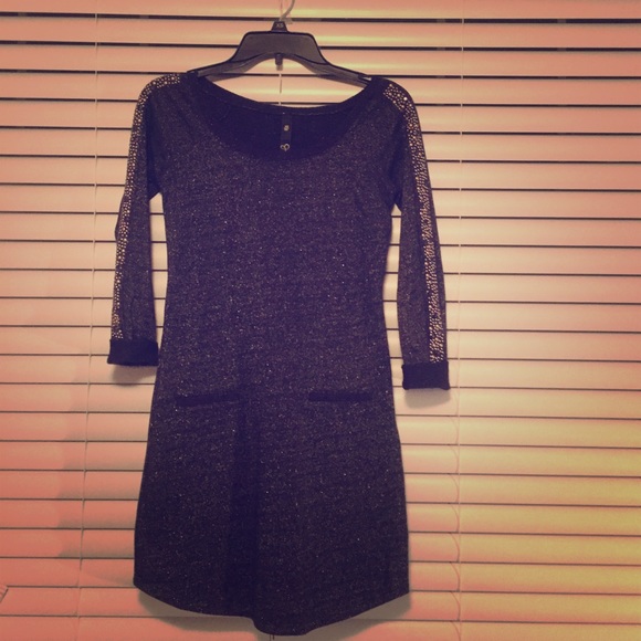Jessica Simpson quarter sleeve dress