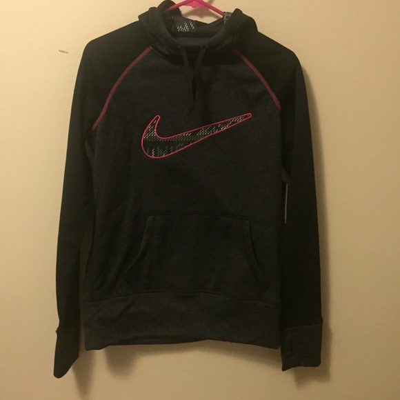 NWT Nike training sweat shirt